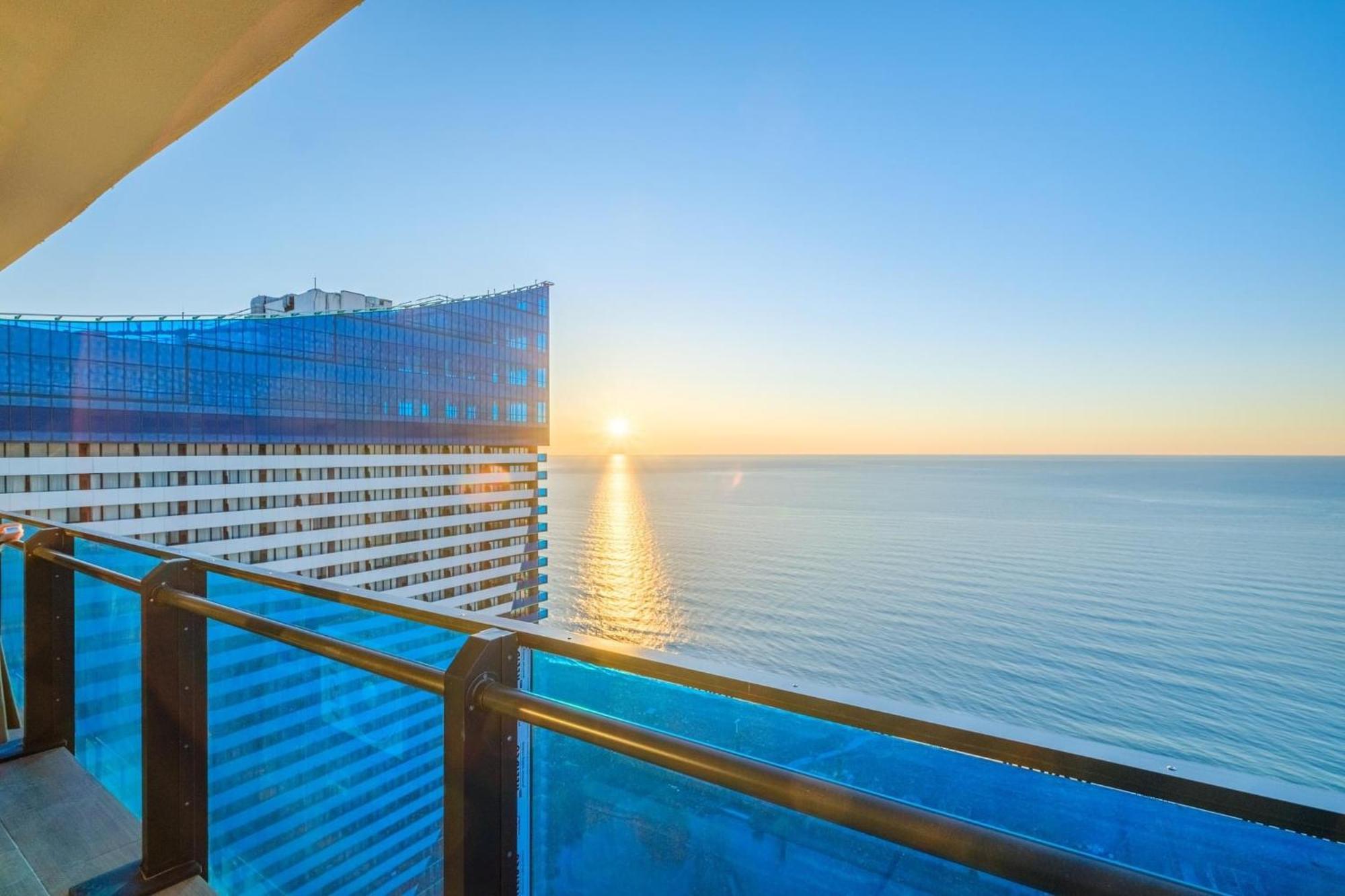 Panorma Black Sea Side Hotel Батуми Экстерьер фото